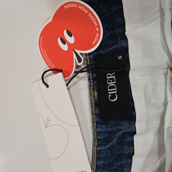 Cider Blue Wide Leg Jeans NWT. Size S - Picture 10 of 11